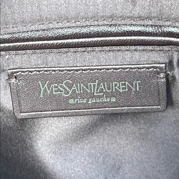 Yves Saint Laurent leather handbag - Picture 7 of 13